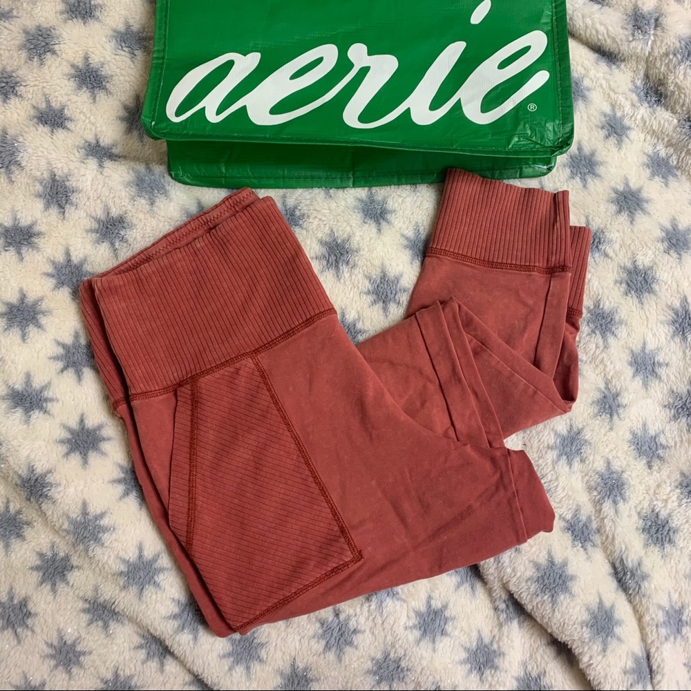 ✨burnt orange aerie leggings✨